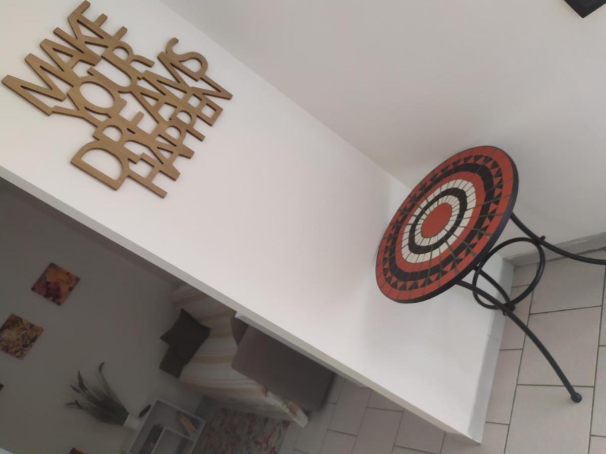 La Quiete Hotell Senna Comasco Eksteriør bilde